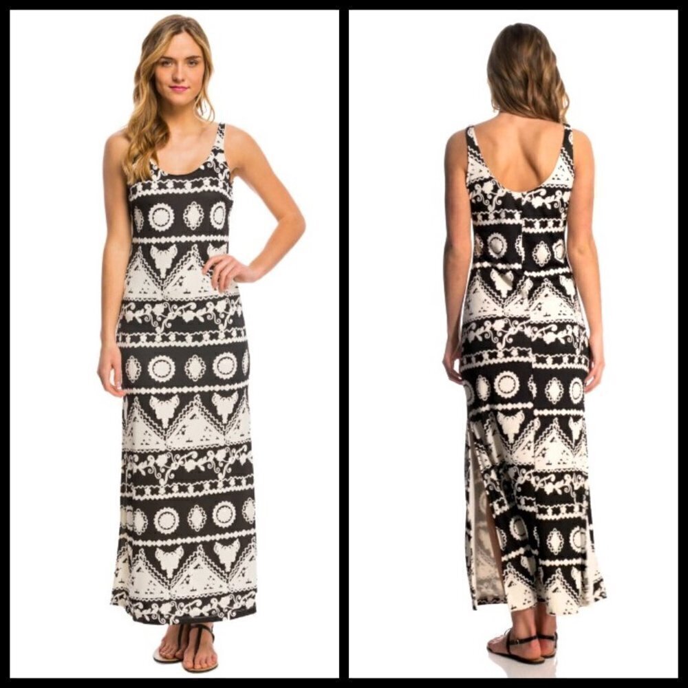 💕LUCY LOVE💕 Keep It Simple Maxi Sleeveless (M)